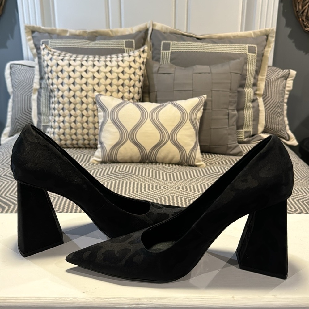 ZARA Black Leopard Pattern with Flared Block High Heel Shoes